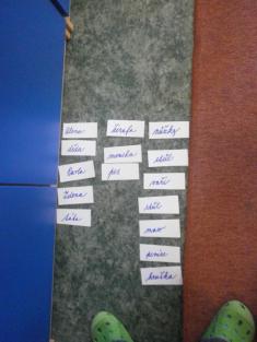 Hrajeme si se slovními druhy - 2. třída
